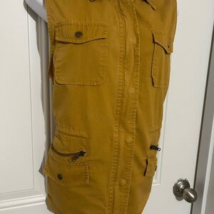 Love Tree Mustard Yellow Vest